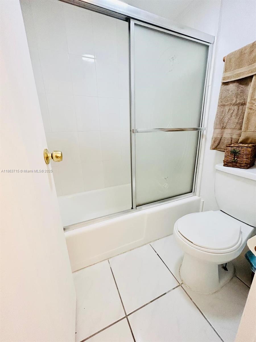 image The Decoplage Condo8