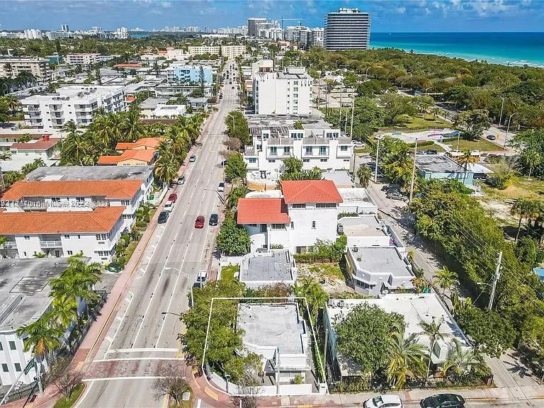 8101 Harding Ave Miami Beach, FL 33141