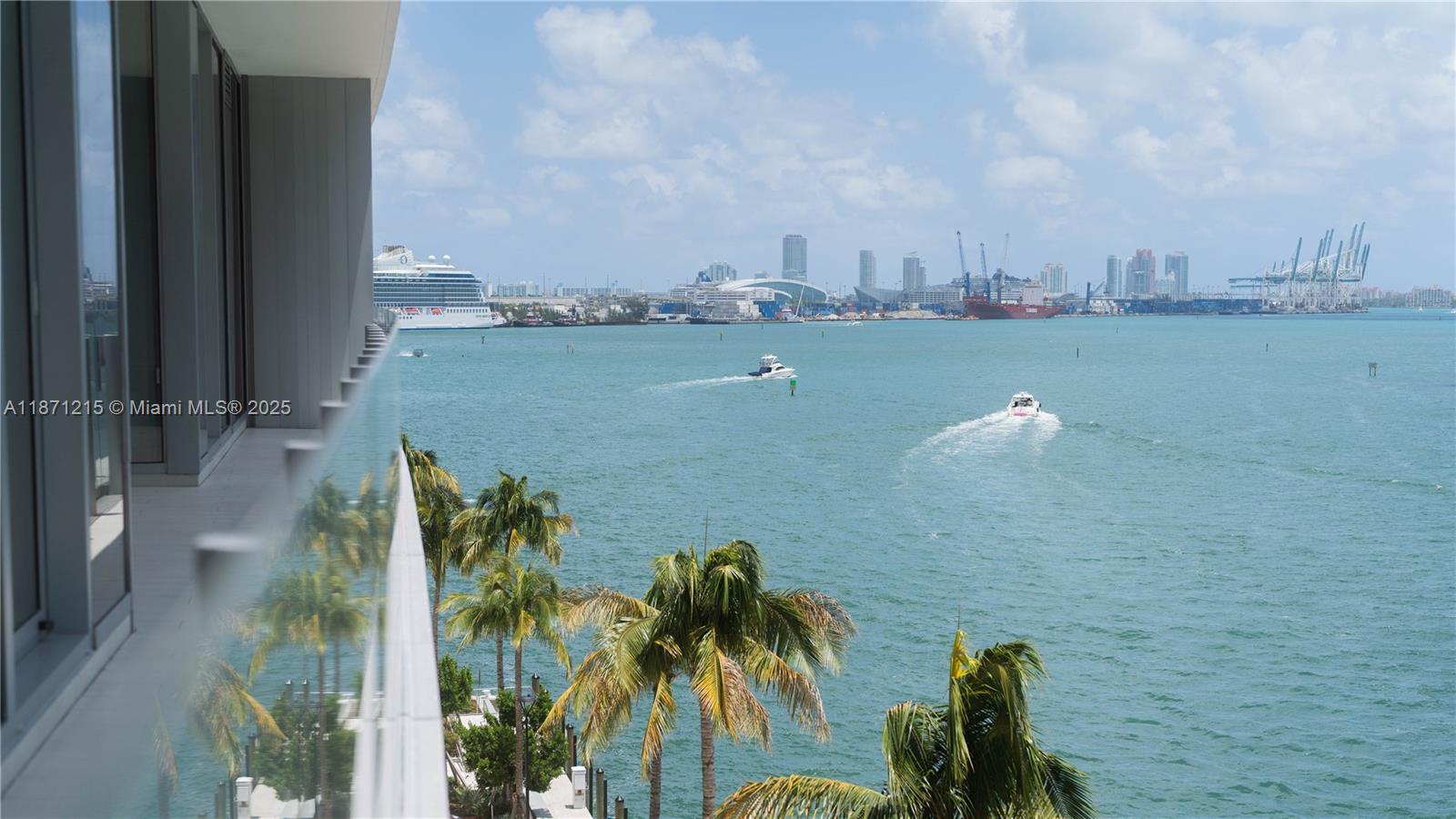 image Aston Martin Residences1