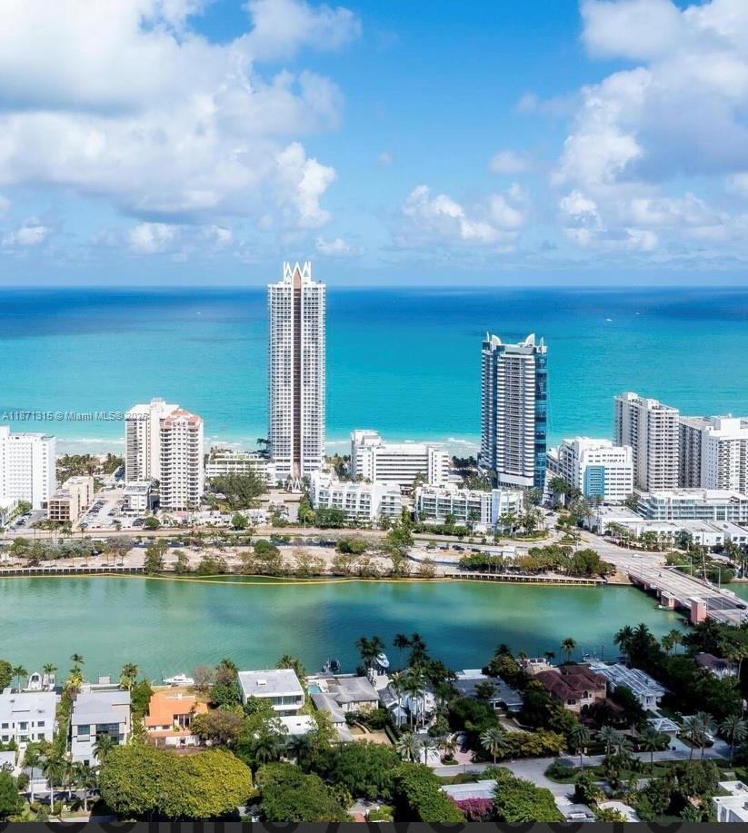 image Akoya Condominium1