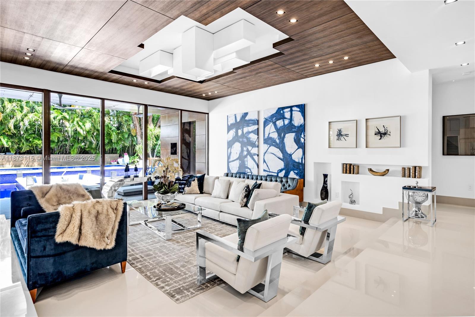 3009 Pine Tree Dr Miami Beach, FL 33140 3009 Pine Tree Dr Miami Beach, FL 33140