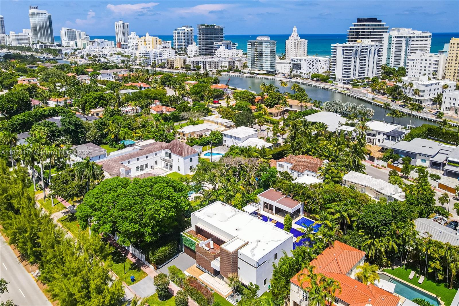 3009 Pine Tree Dr Miami Beach, FL 33140 3009 Pine Tree Dr Miami Beach, FL 33140