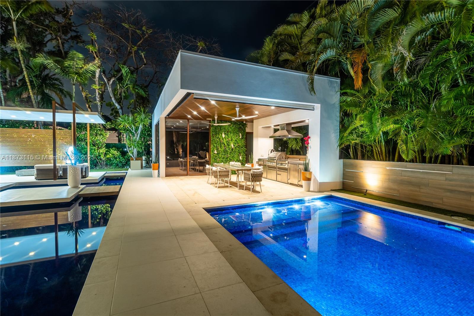 3009 Pine Tree Dr Miami Beach, FL 33140 3009 Pine Tree Dr Miami Beach, FL 33140