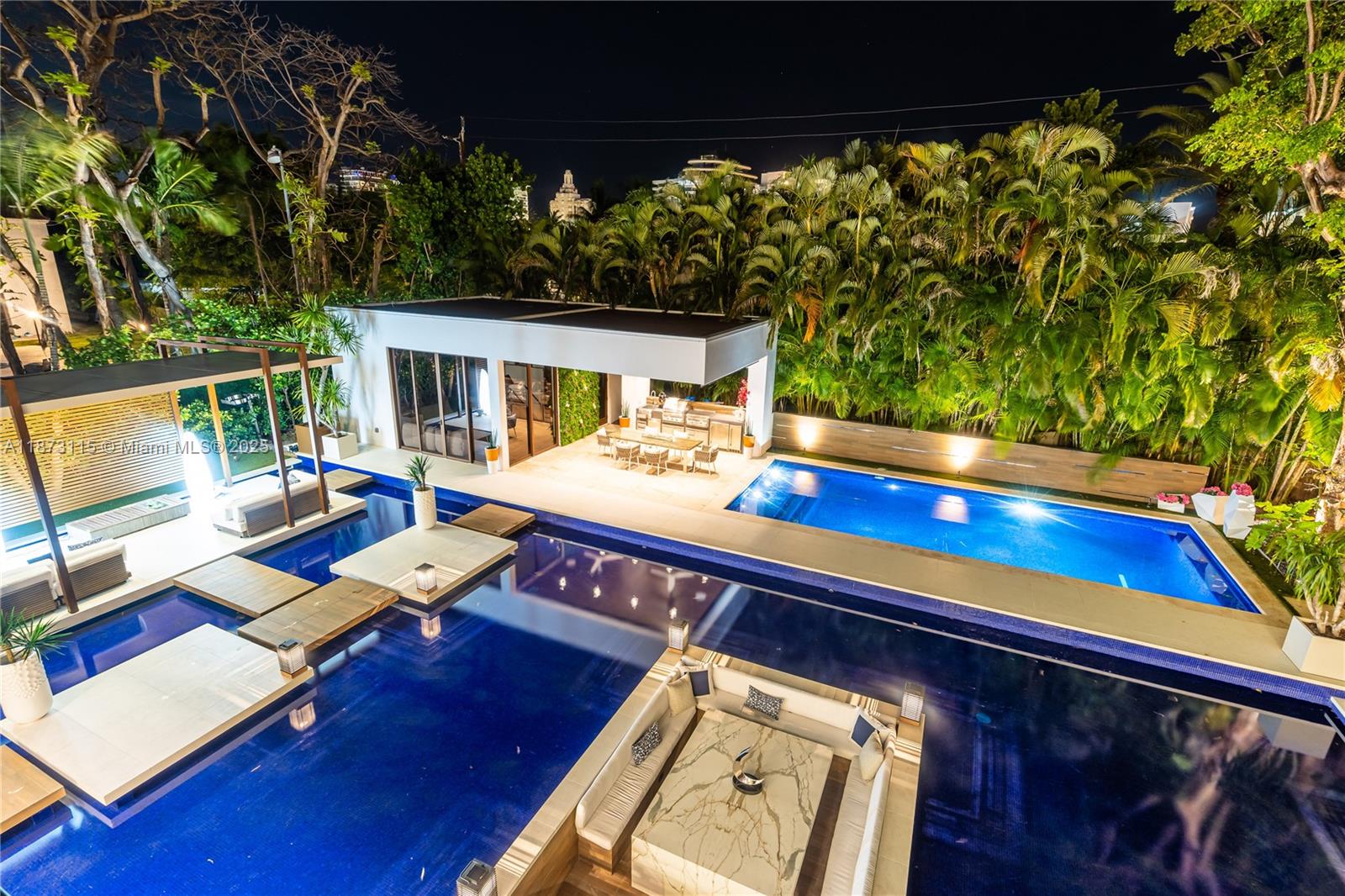3009 Pine Tree Dr Miami Beach, FL 33140 3009 Pine Tree Dr Miami Beach, FL 33140