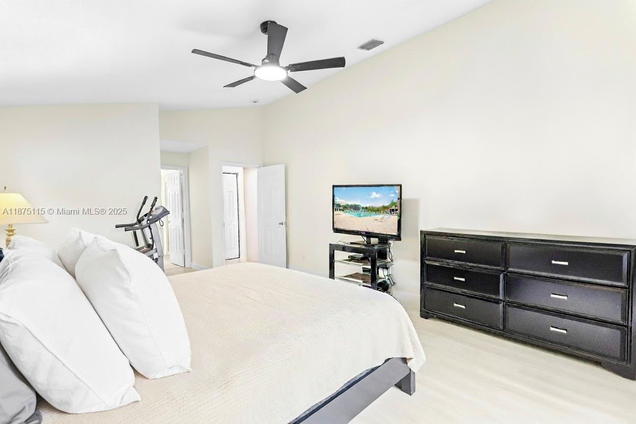 13224 NW 12th St Pembroke Pines, FL 33028