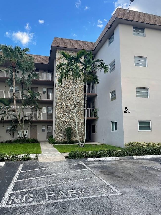 2510 SW 81st Ave #405