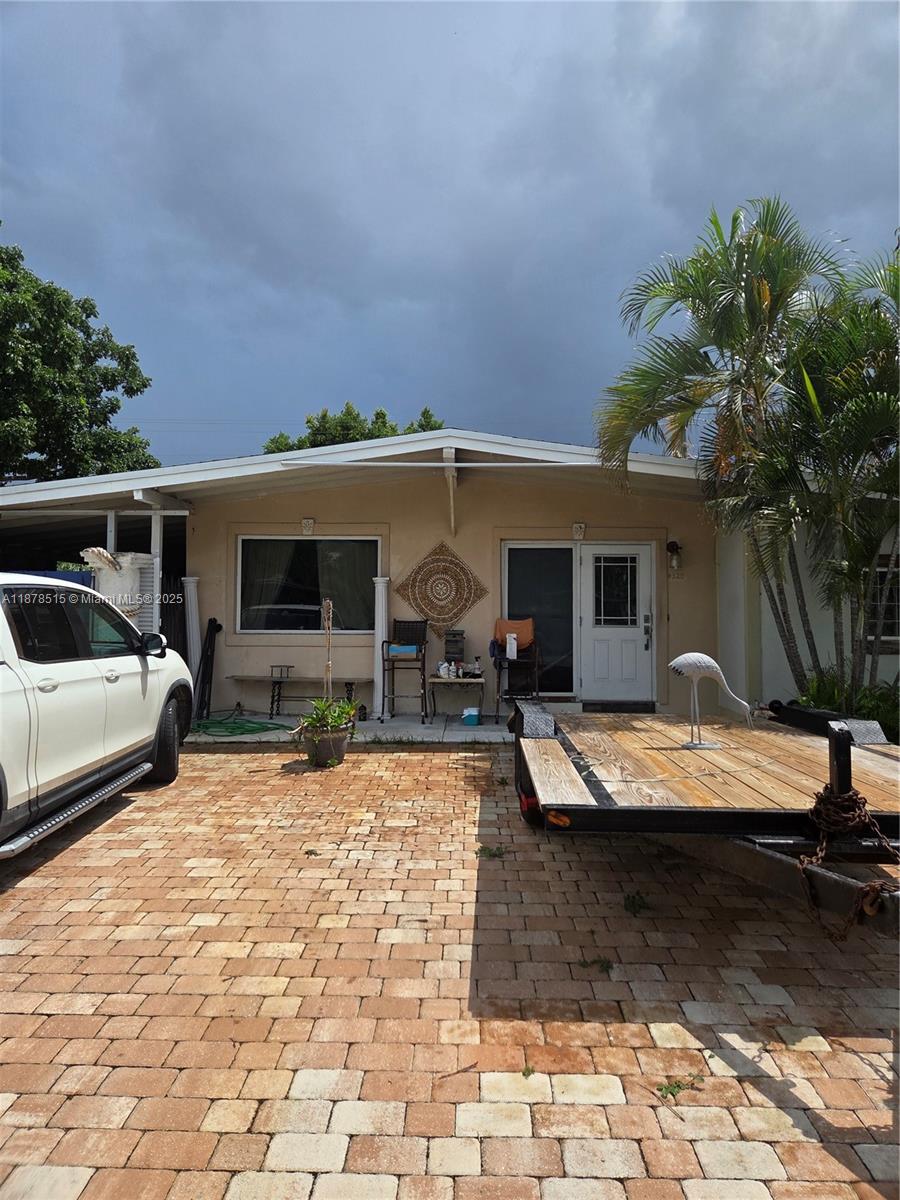 4320 NE 18th Ave