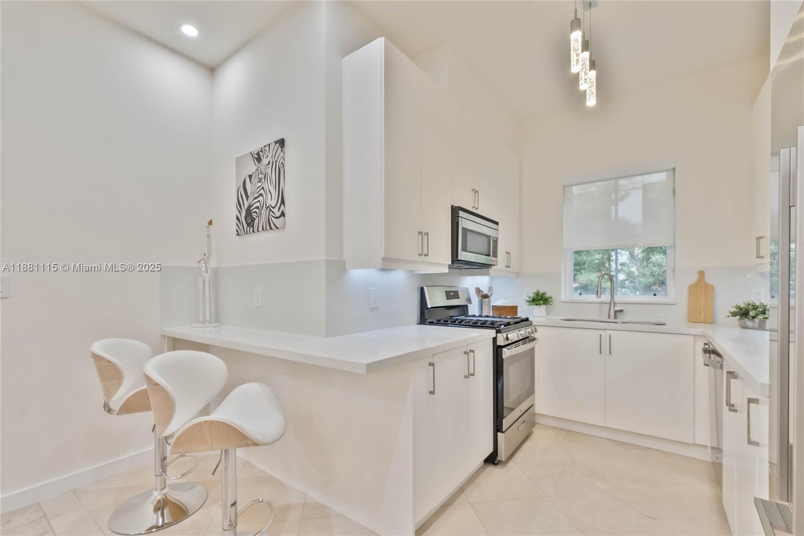 345 Madeira Ave #345 Coral Gables, FL 33134