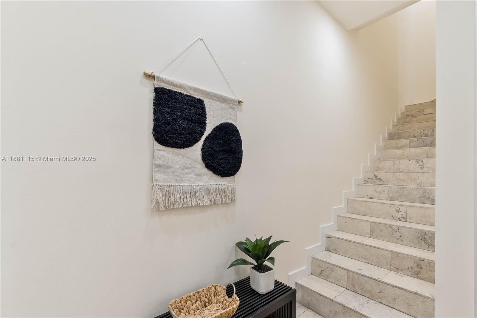 345 Madeira Ave #345 Coral Gables, FL 33134