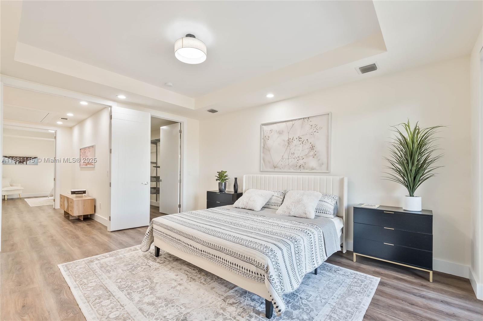 345 Madeira Ave #345 Coral Gables, FL 33134