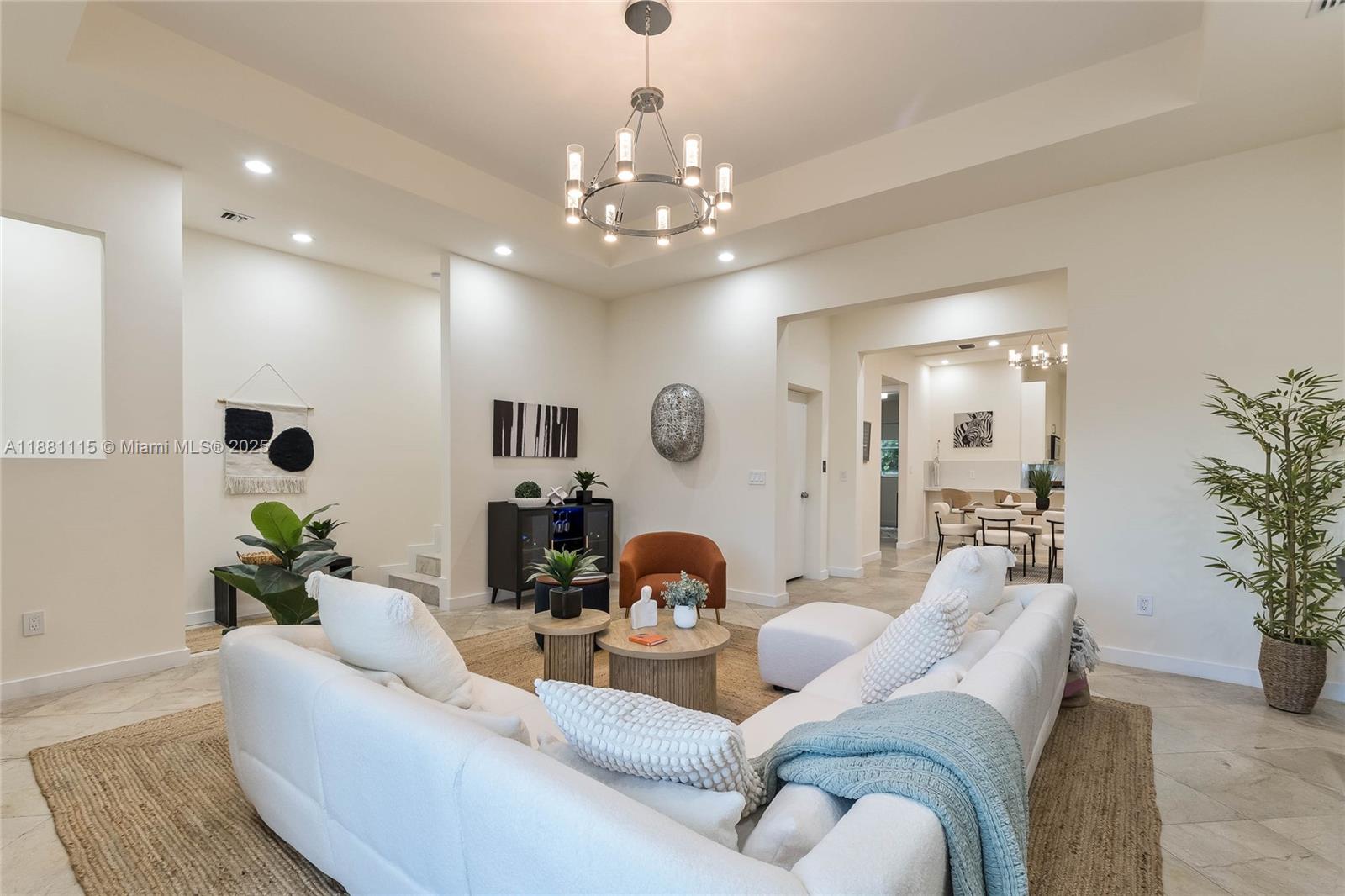 345 Madeira Ave #345 Coral Gables, FL 33134