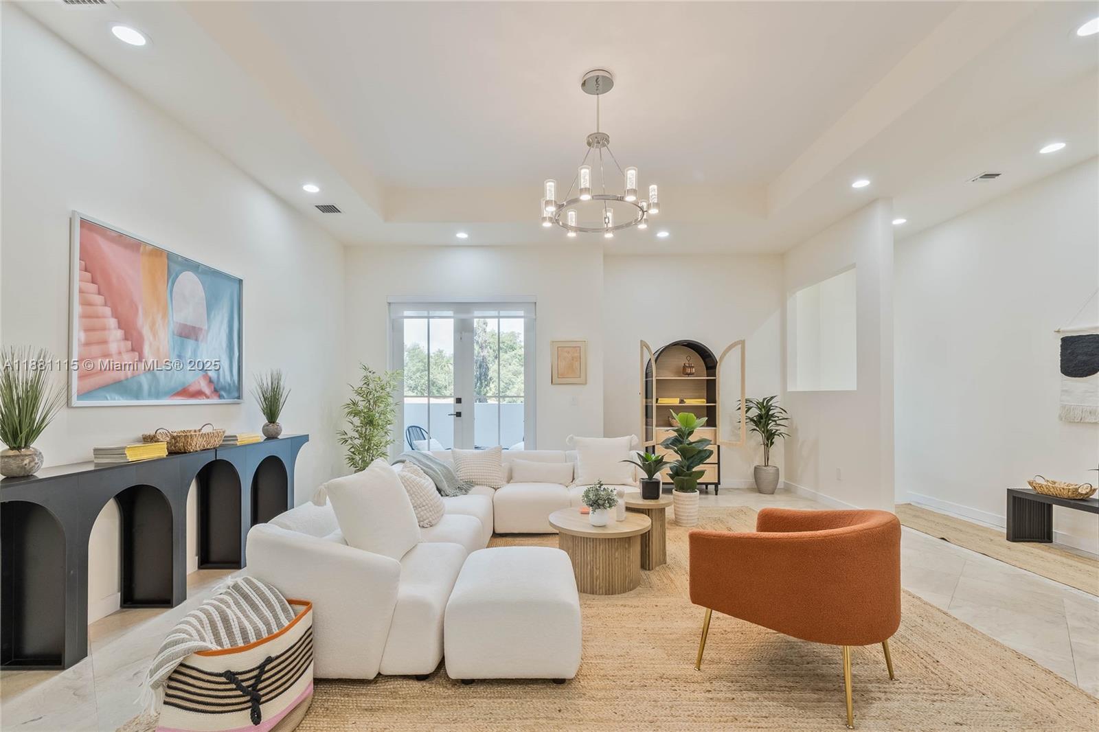 345 Madeira Ave #345 Coral Gables, FL 33134