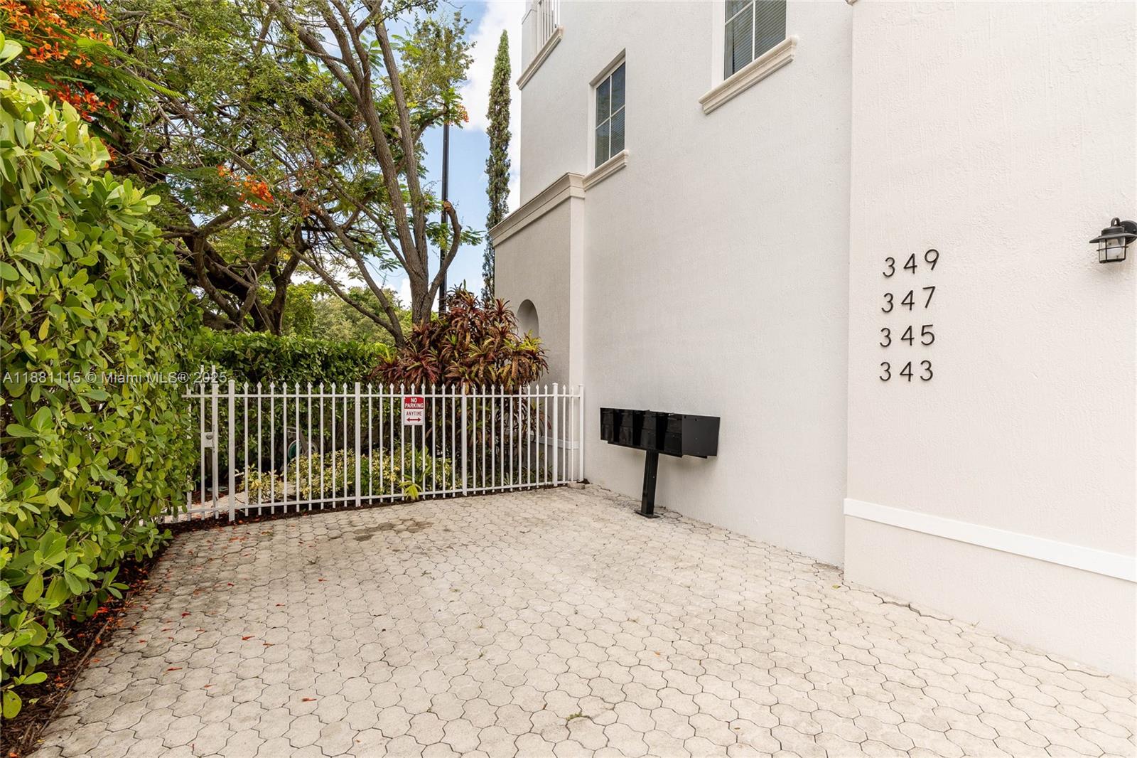 345 Madeira Ave #345 Coral Gables, FL 33134
