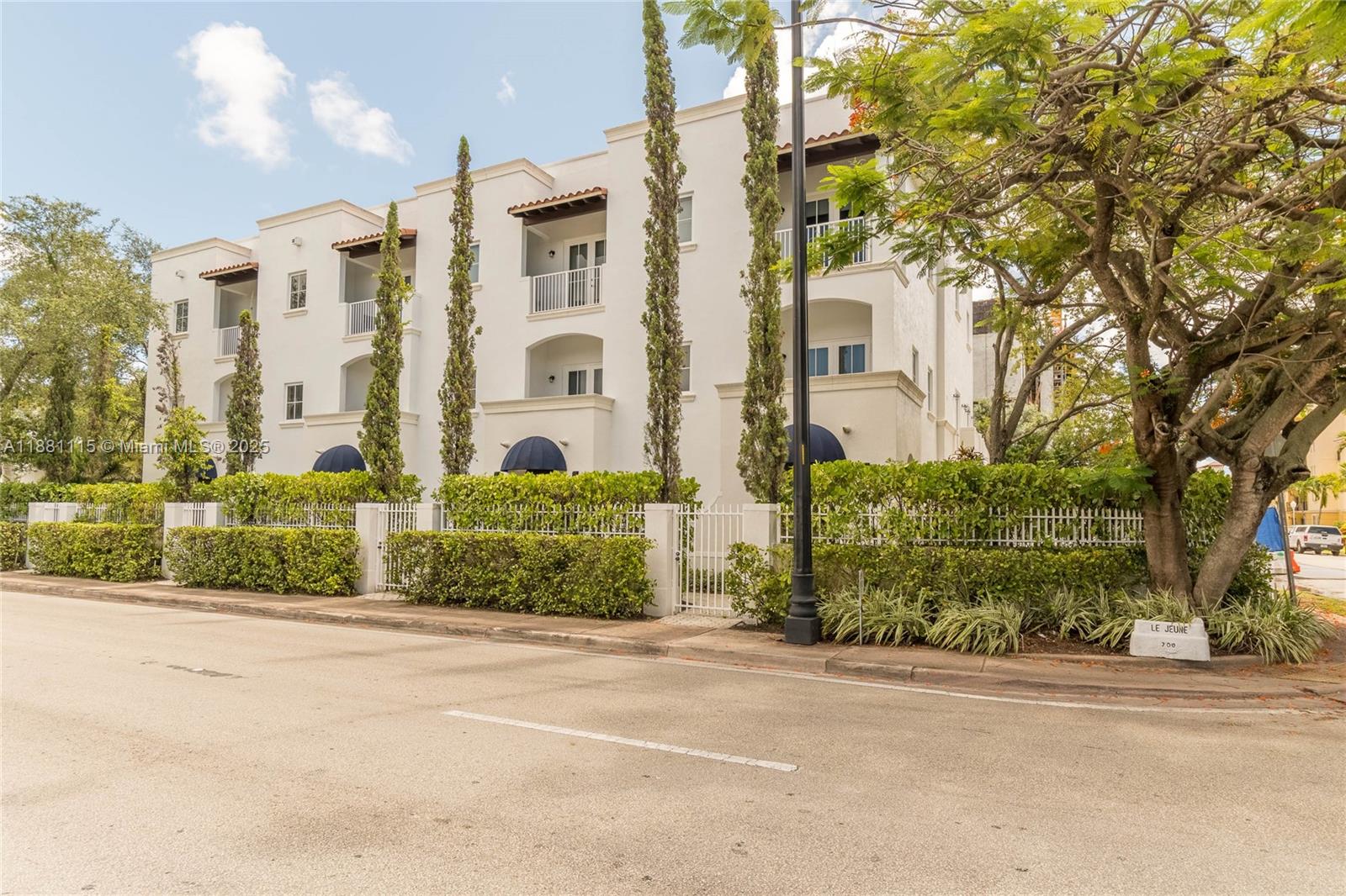 345 Madeira Ave #345 Coral Gables, FL 33134
