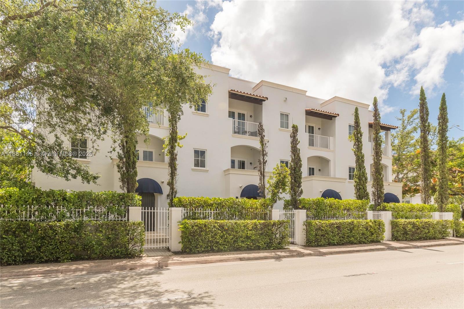 345 Madeira Ave #345 Coral Gables, FL 33134