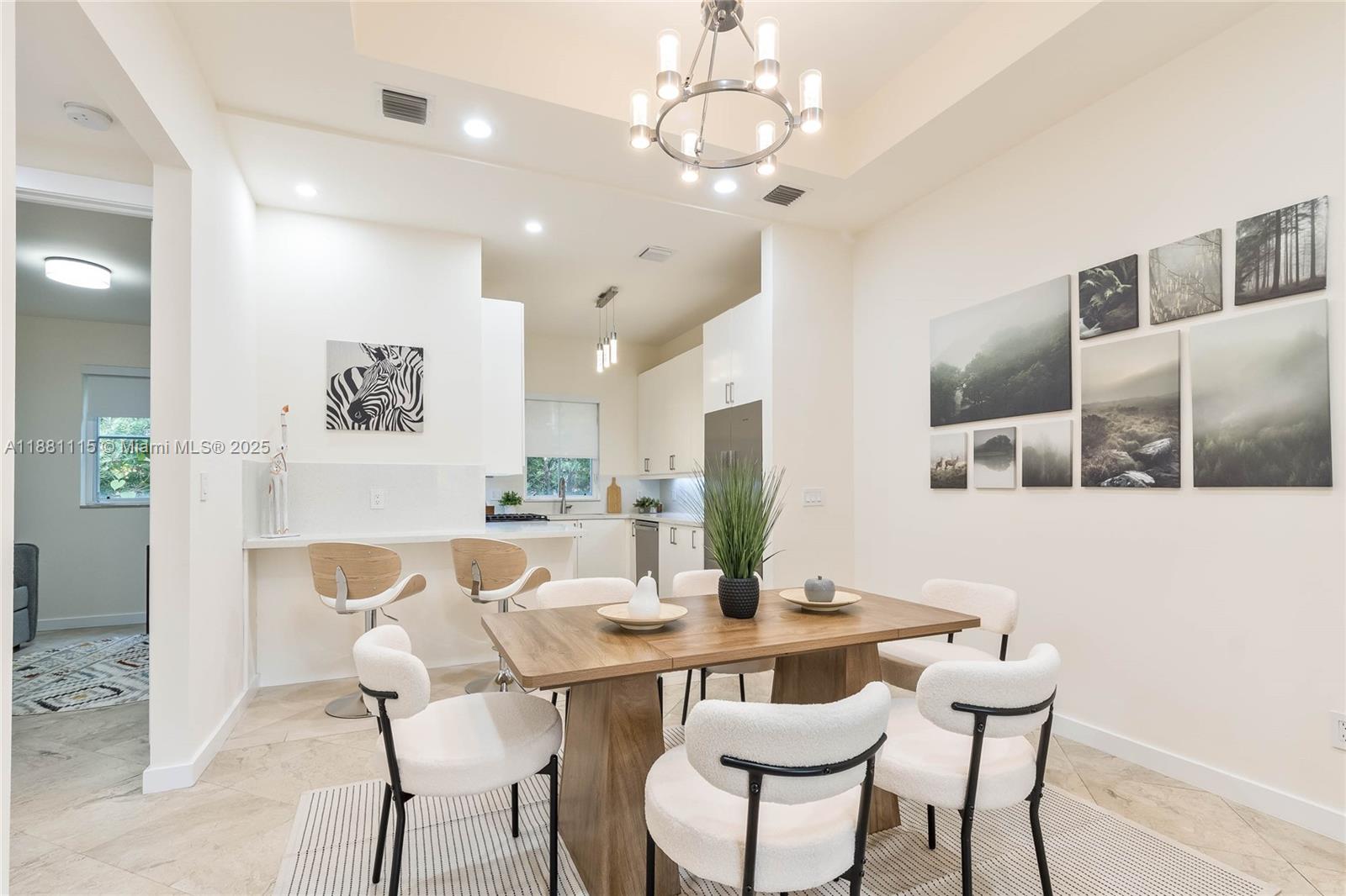 345 Madeira Ave #345 Coral Gables, FL 33134