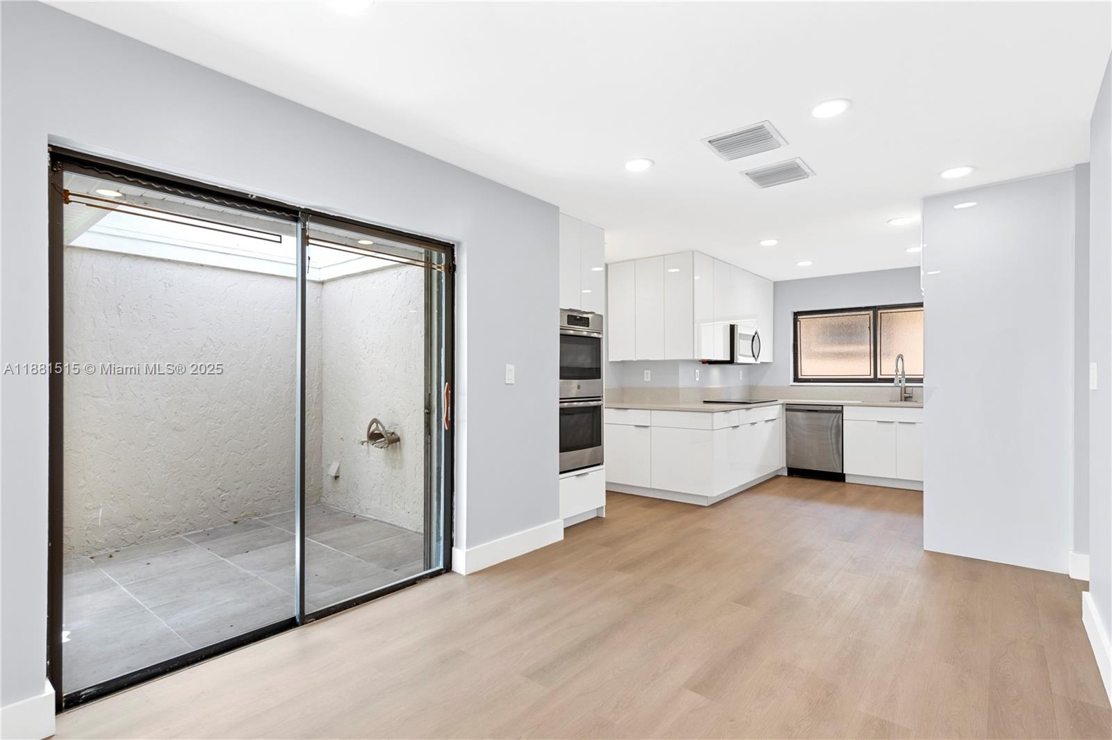 3650 N 36th Ave #45 Hollywood, FL 33021