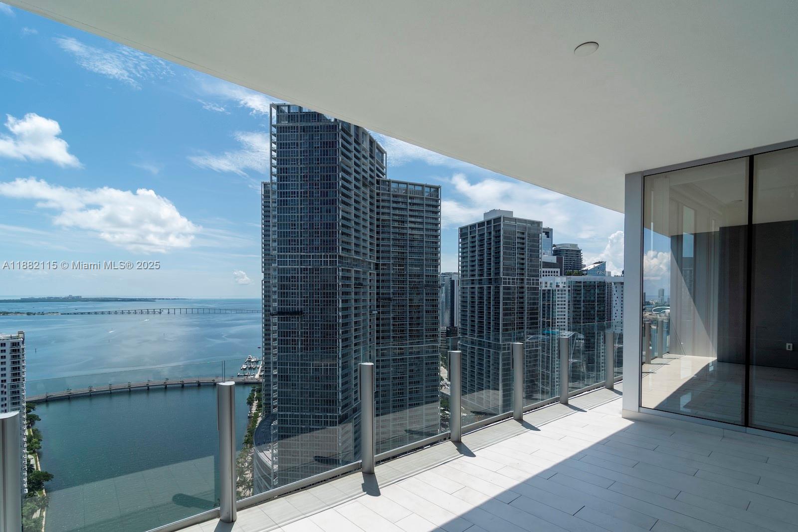 300 Biscayne Blvd Way #3503