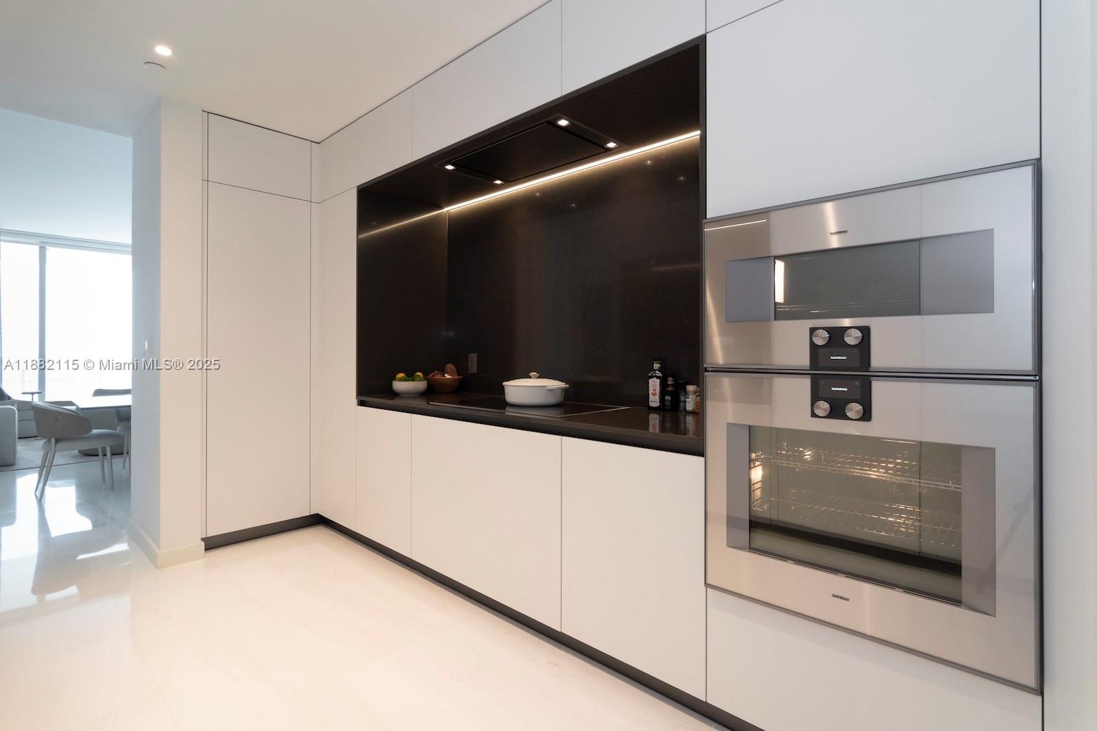 image Aston Martin Residences16