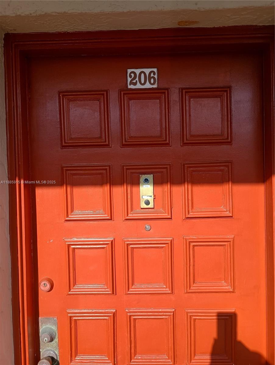 3531 Inverrary Dr #206