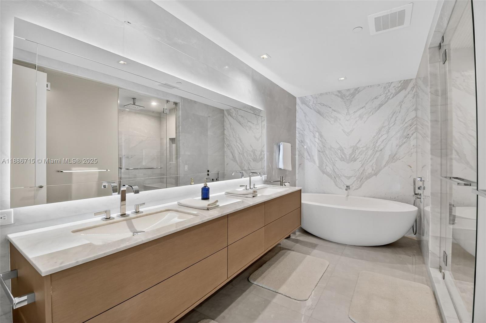 image Turnberry Ocean Club19