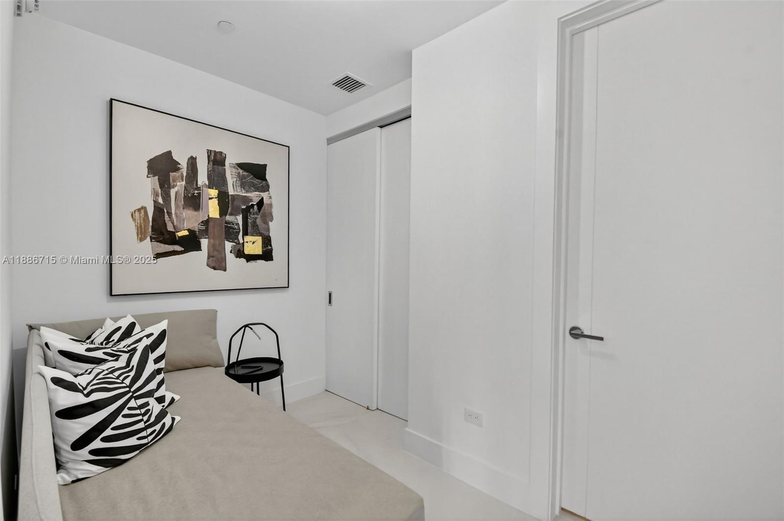 image Turnberry Ocean Club38