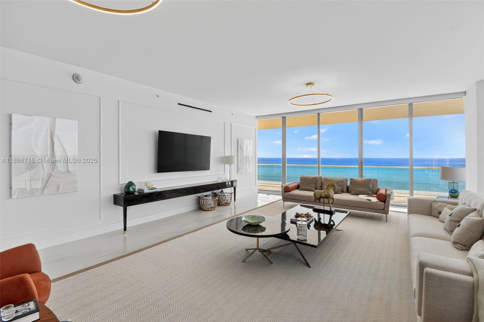 image Turnberry Ocean Club4