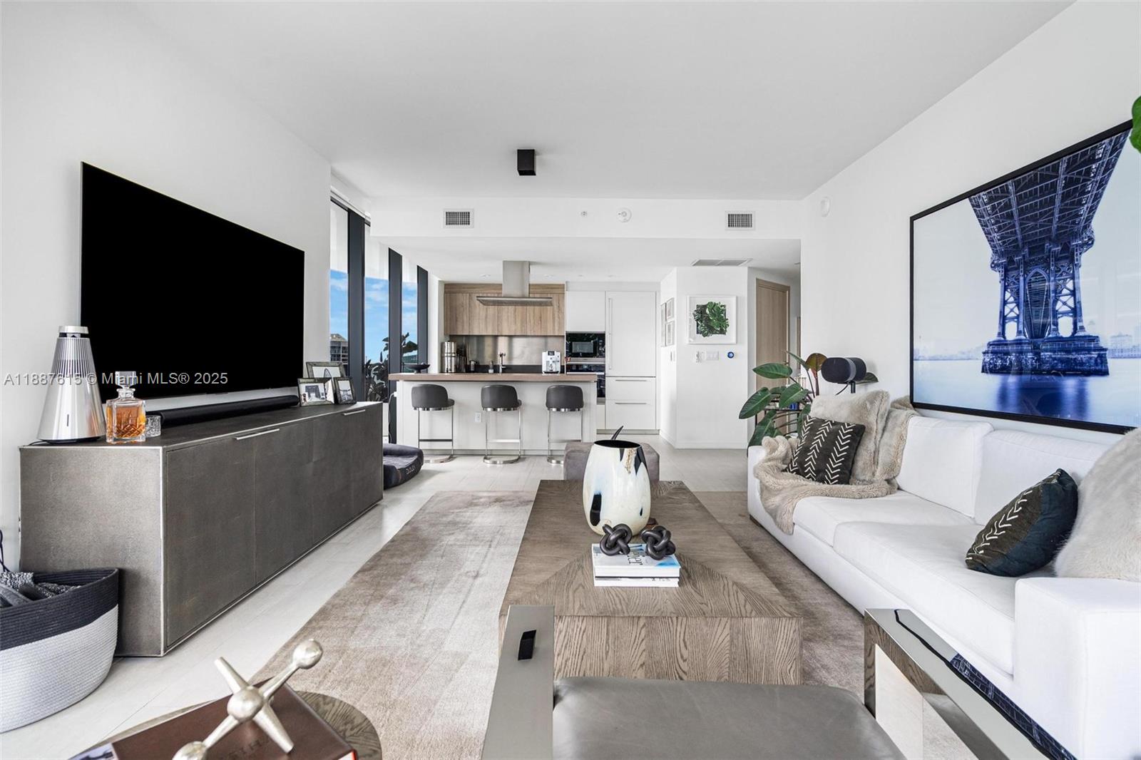 image Brickell Flatiron2