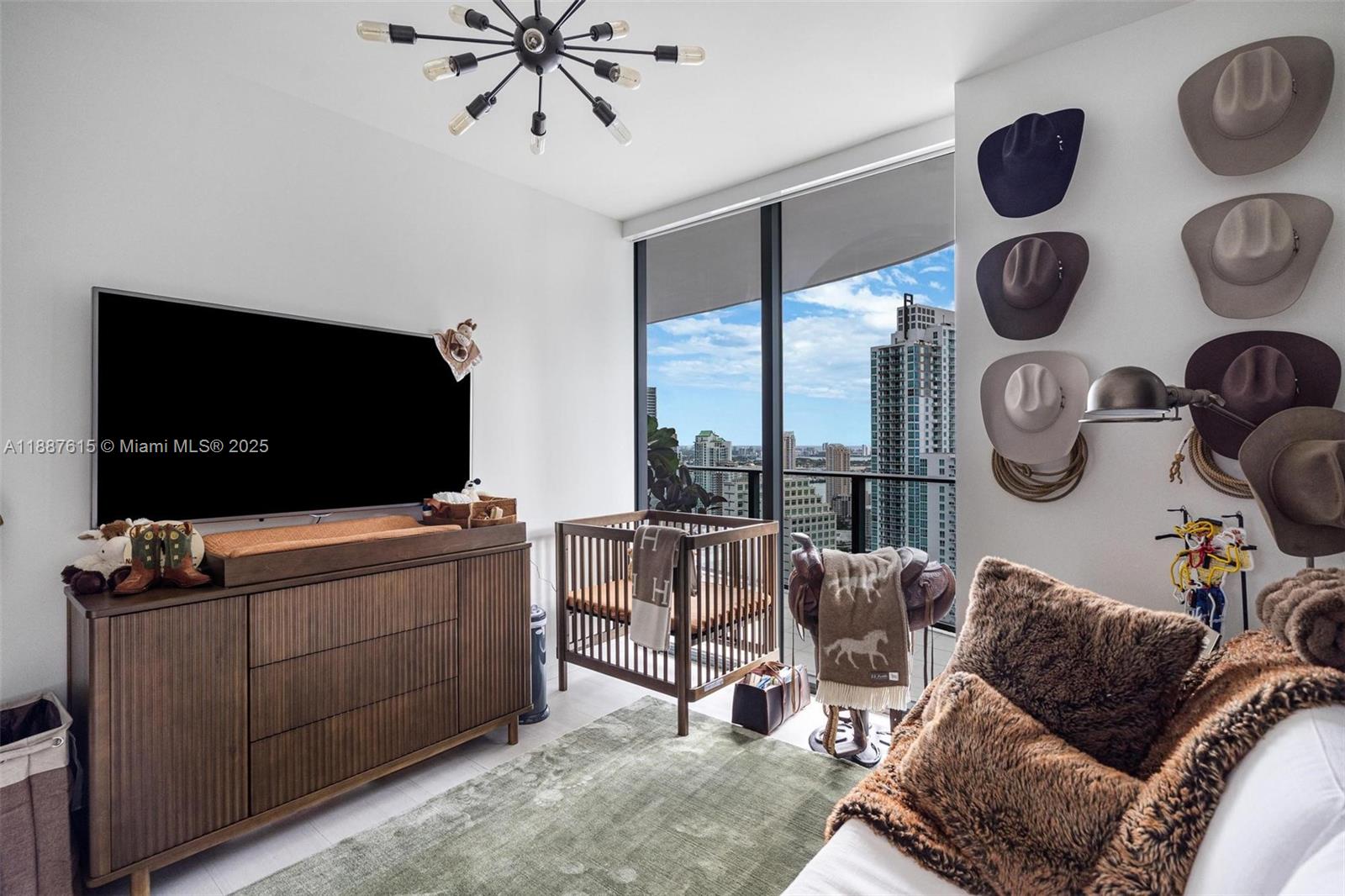 image Brickell Flatiron8