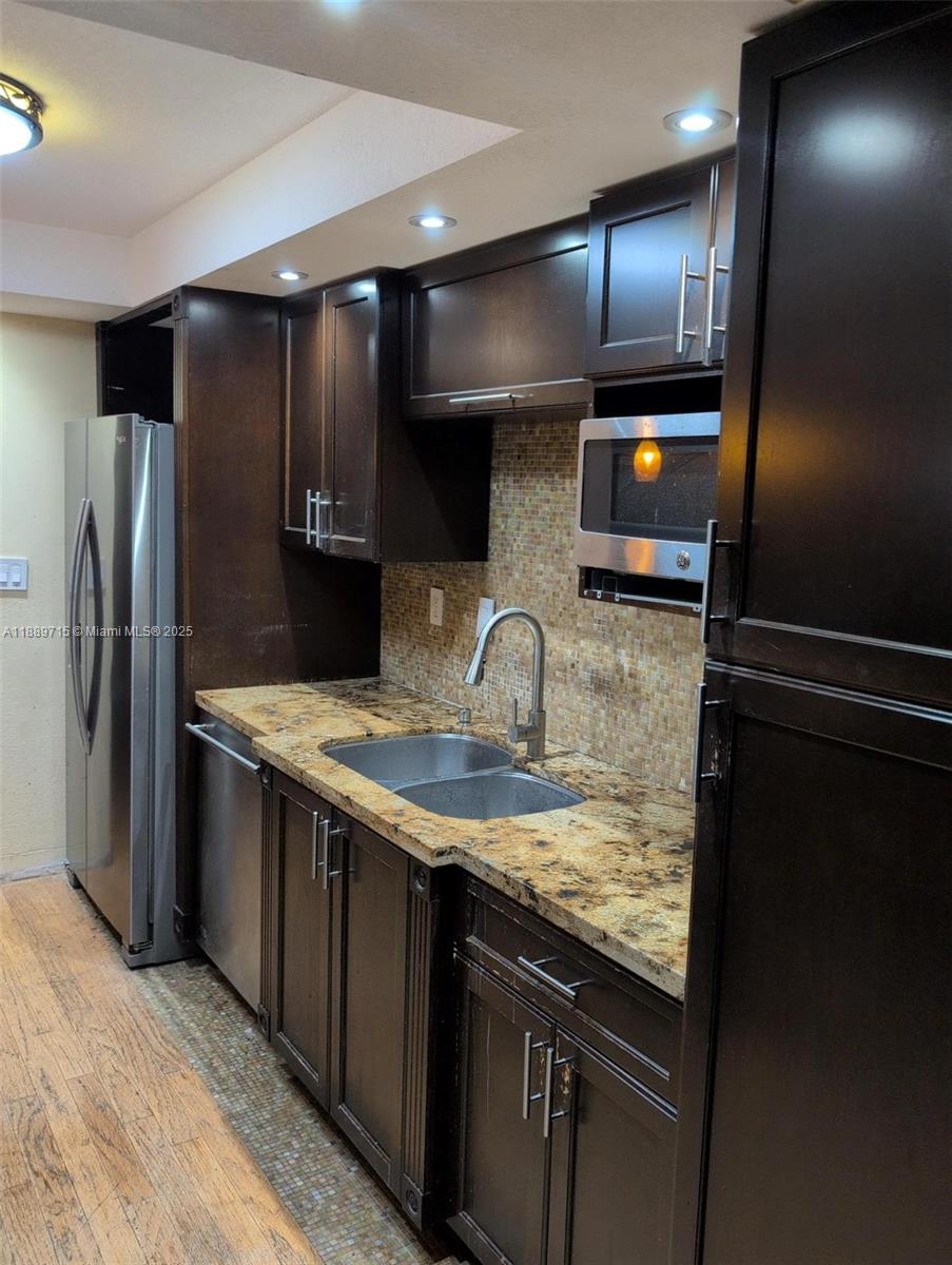 11930 N Bayshore Dr #1103 North Miami, FL 33181