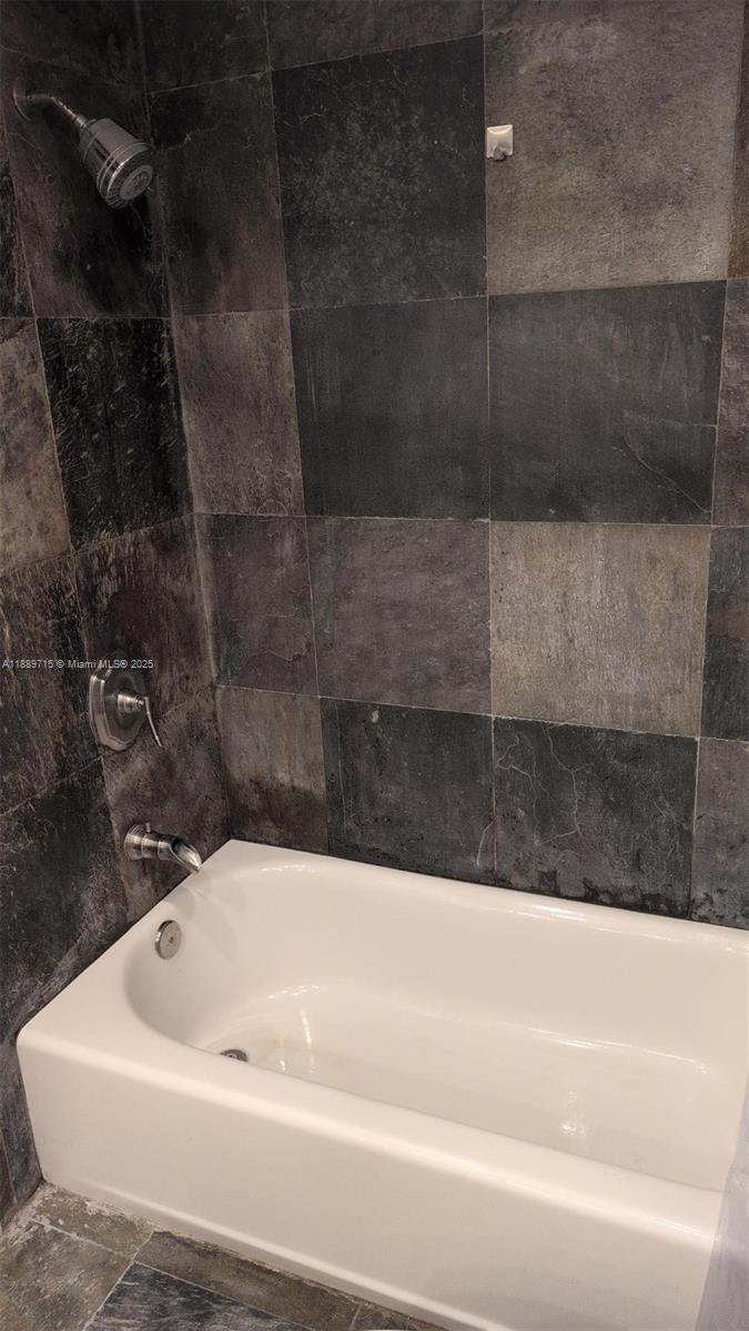 11930 N Bayshore Dr #1103 North Miami, FL 33181