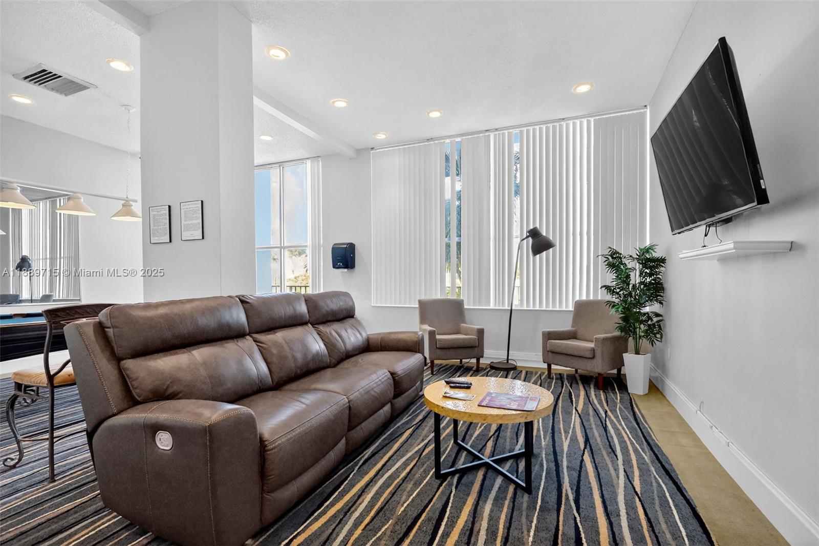 11930 N Bayshore Dr #1103 North Miami, FL 33181