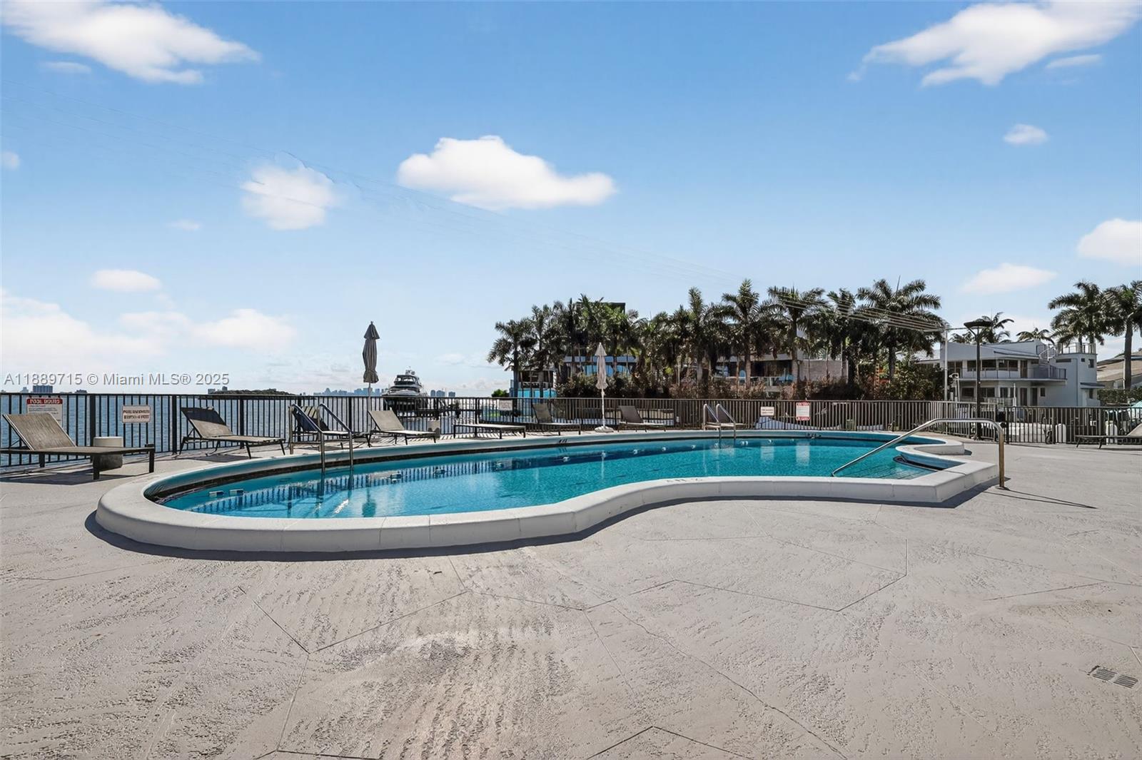 11930 N Bayshore Dr #1103 North Miami, FL 33181