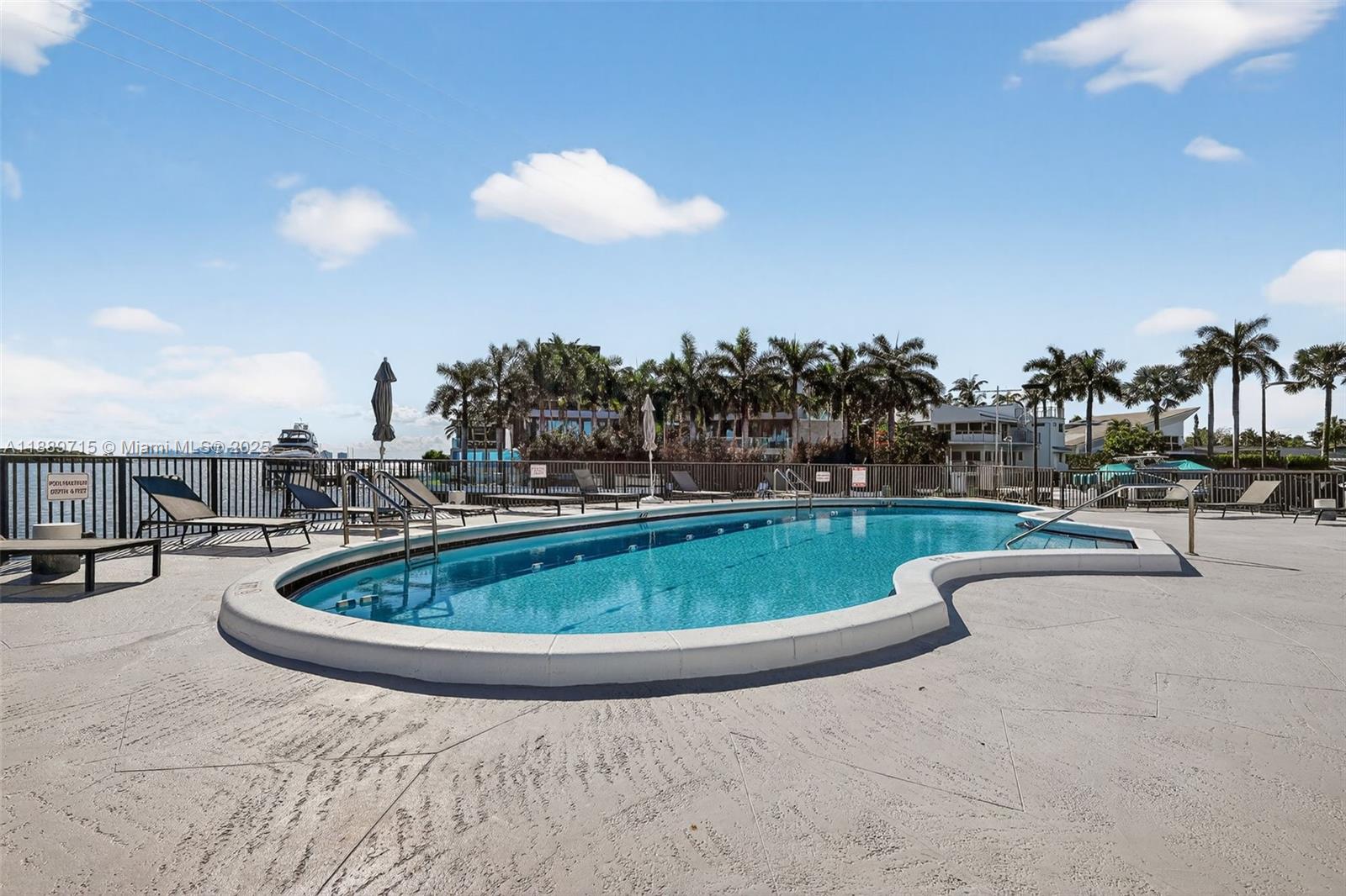 11930 N Bayshore Dr #1103 North Miami, FL 33181