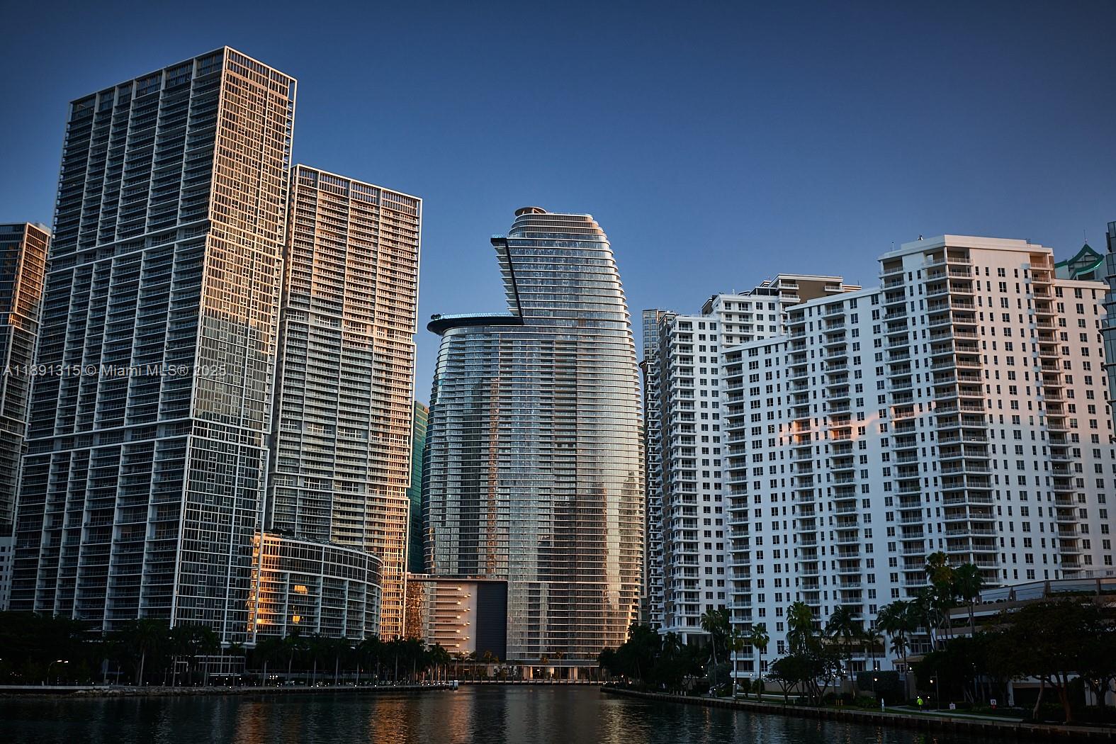 300 Biscayne Blvd Way #1705W