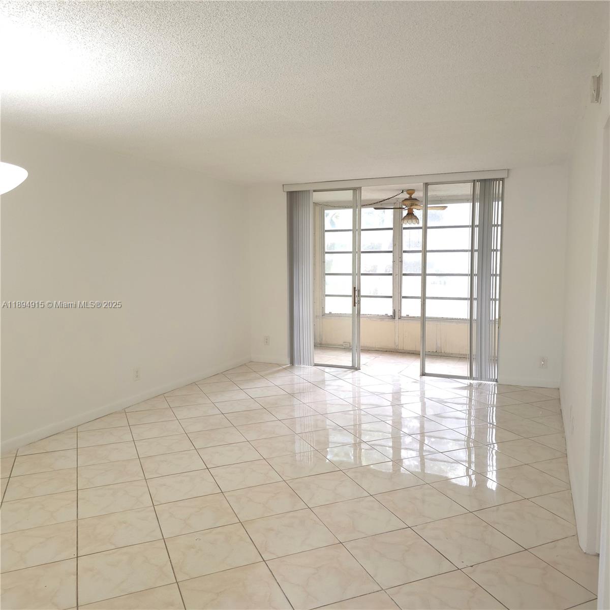 3000 NW 48th Ter #122