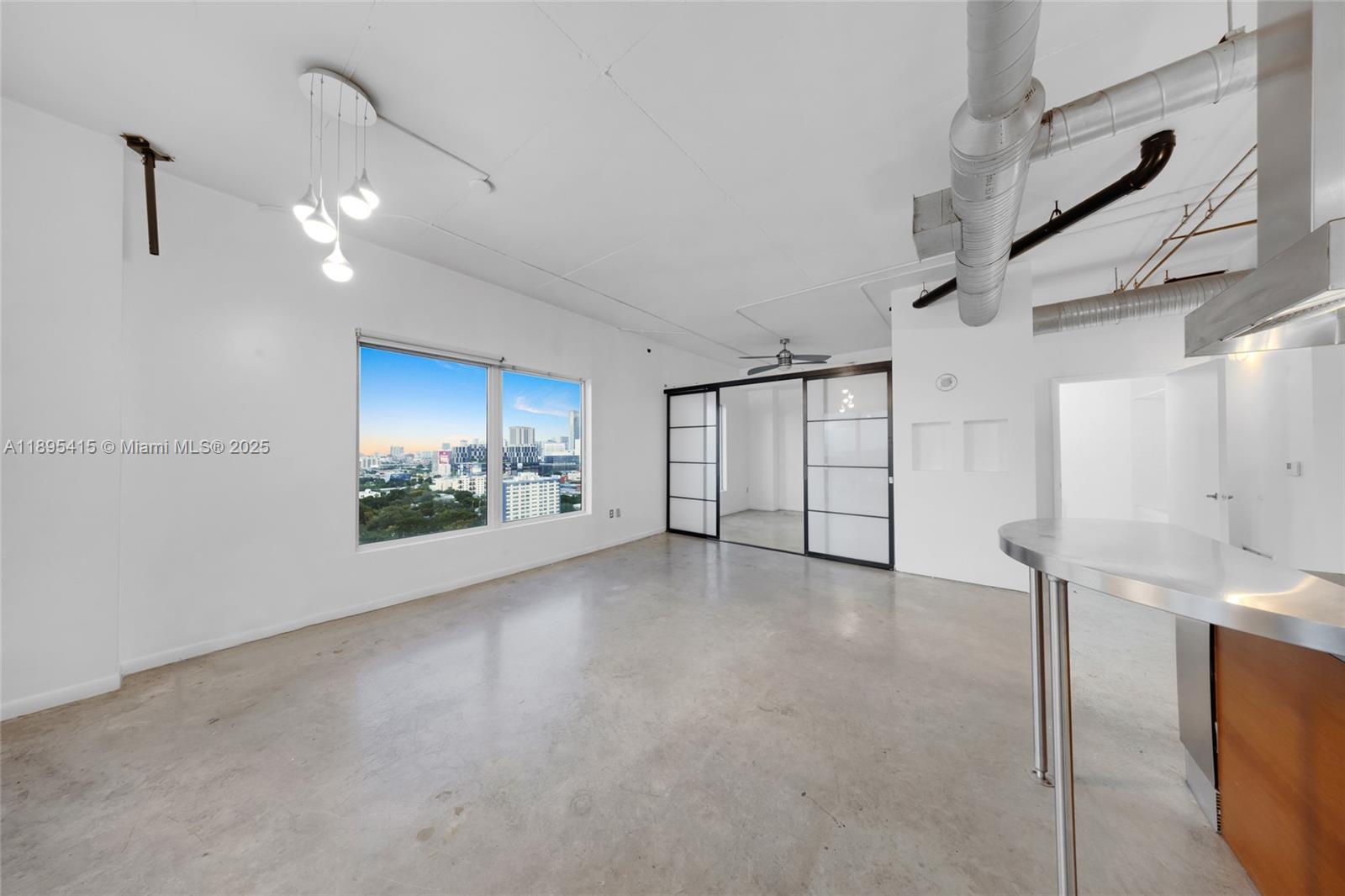 image Neo Condo3