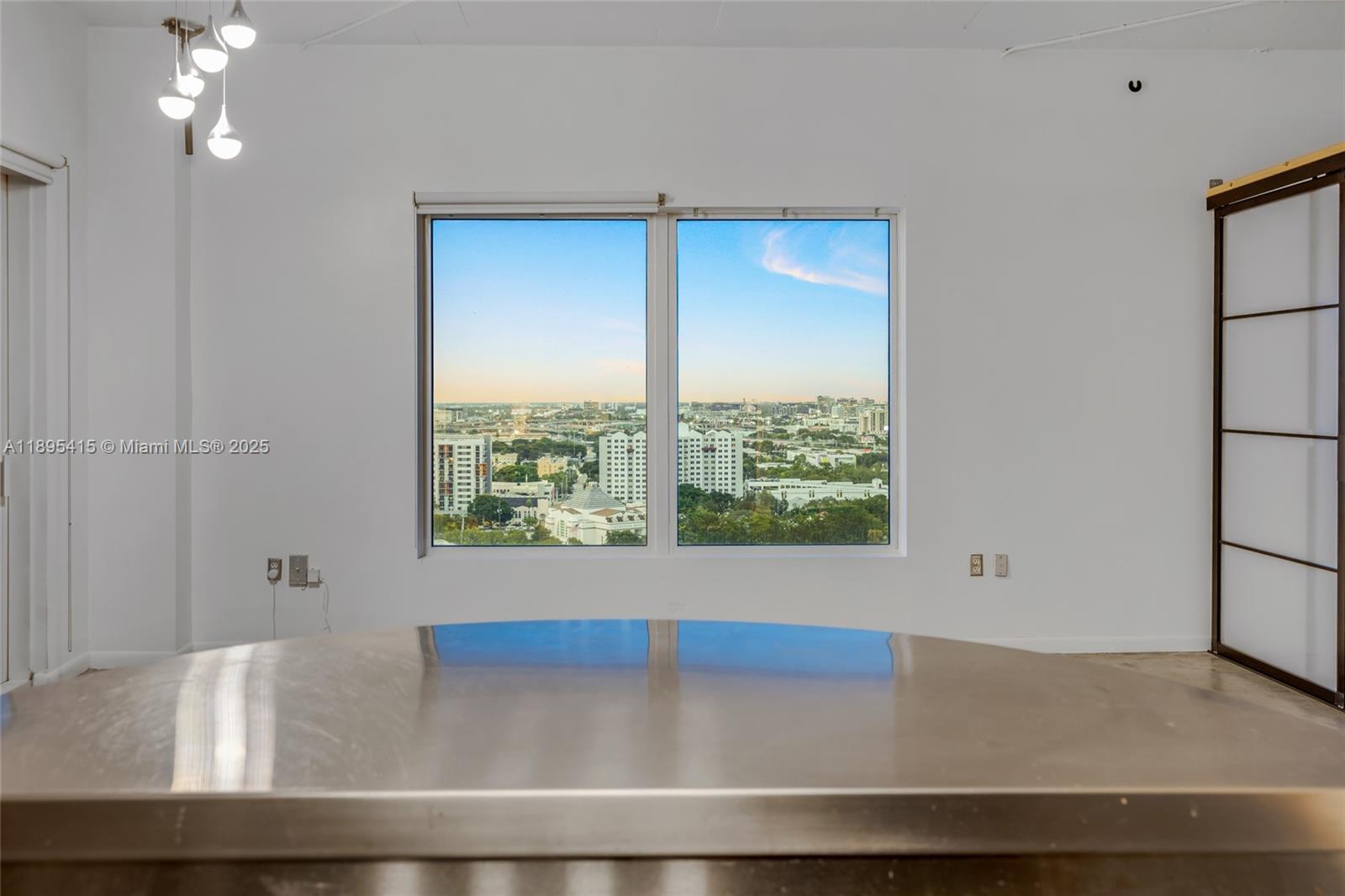 image Neo Condo7