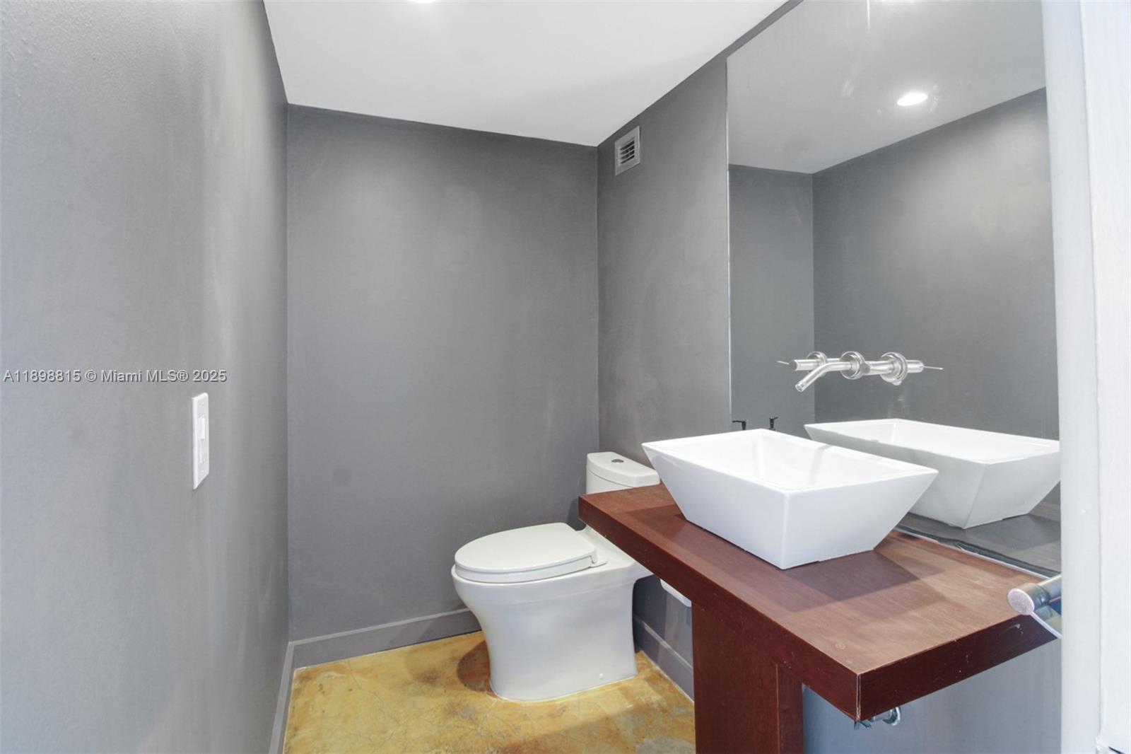 5 Island Ave #4E Miami Beach, FL 33139