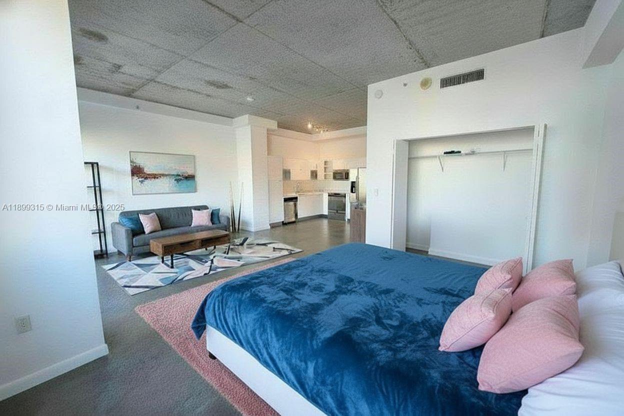 image The Loft Downtown Ii13