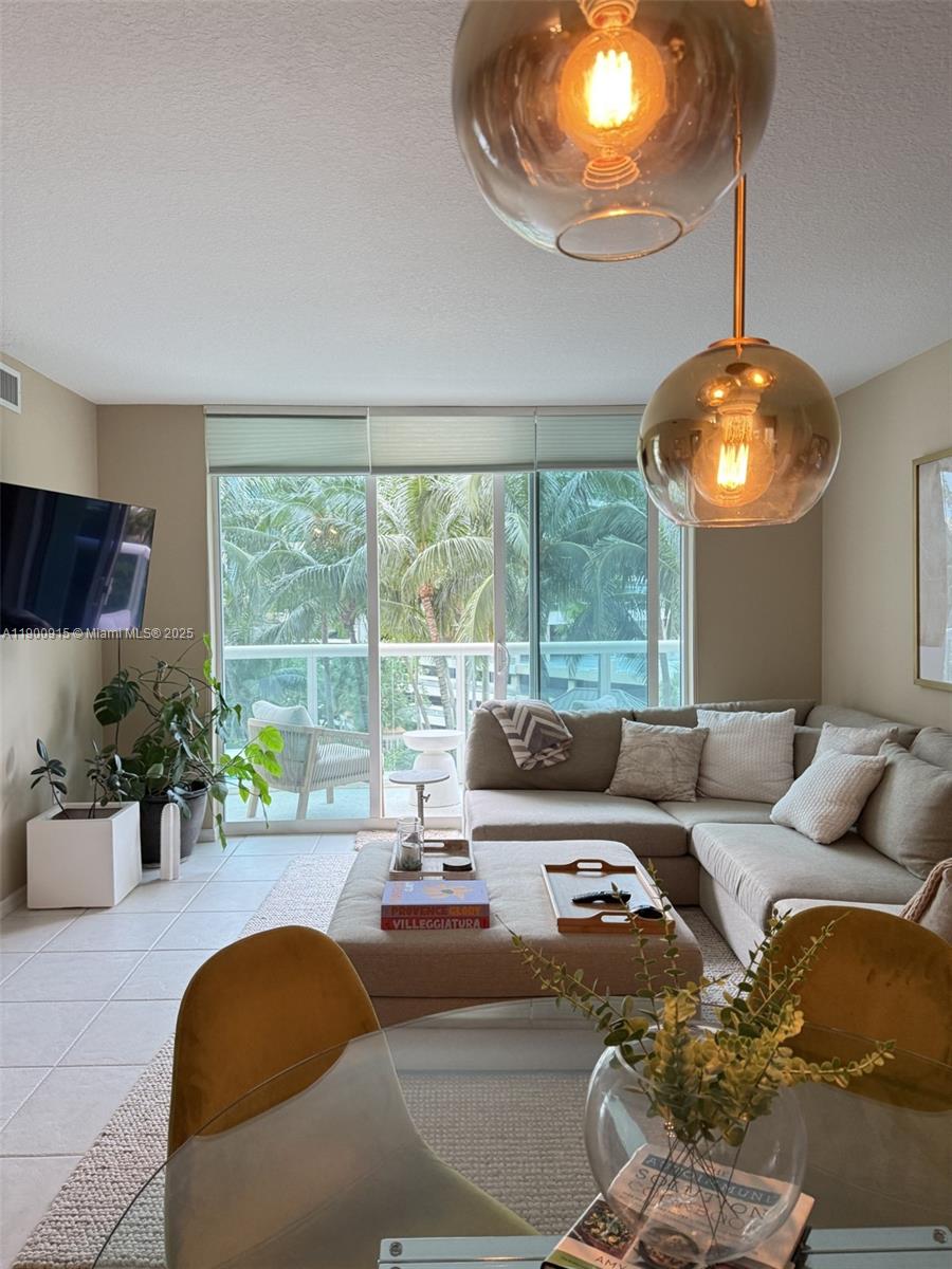 347 N New Riv Dr E #907 Fort Lauderdale, FL 33301