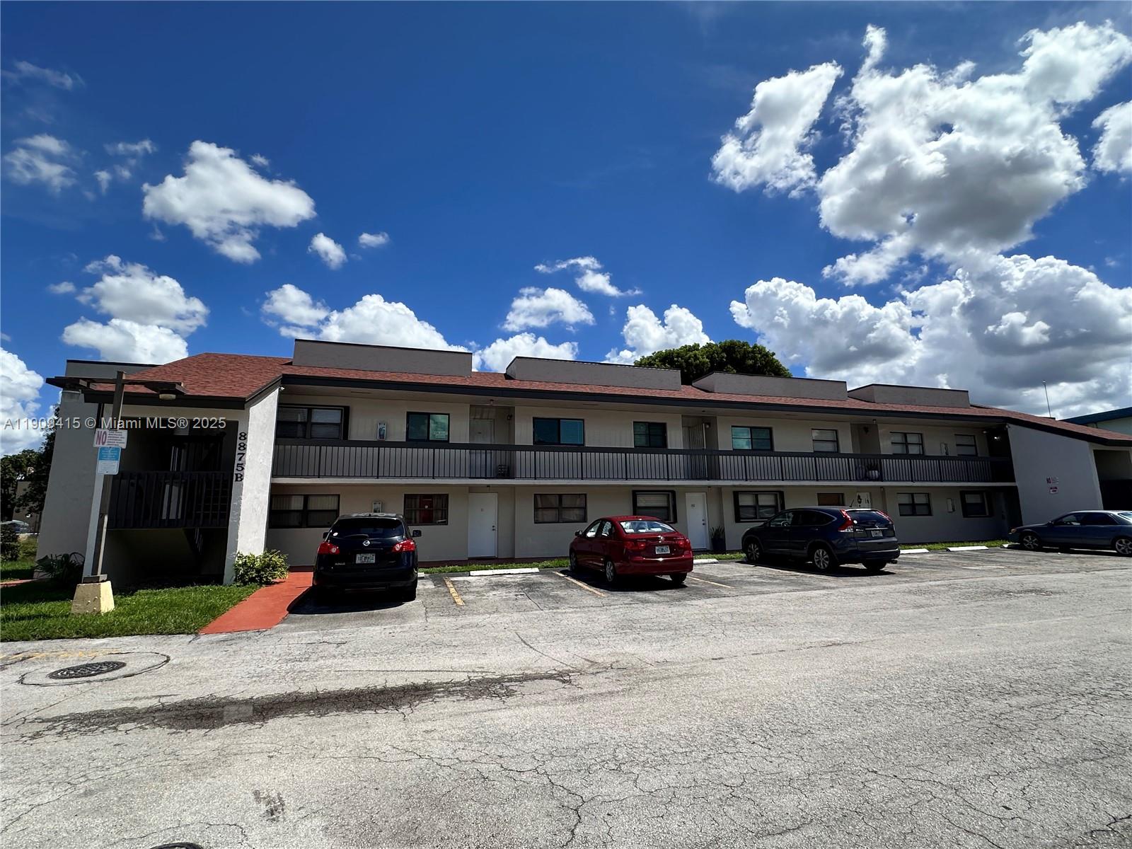 8875 Fontainebleau Blvd #205