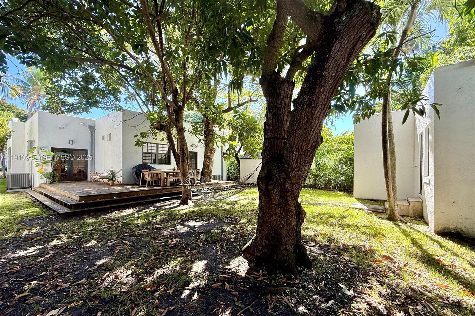 3718 Sheridan Ave Miami Beach, FL 33140