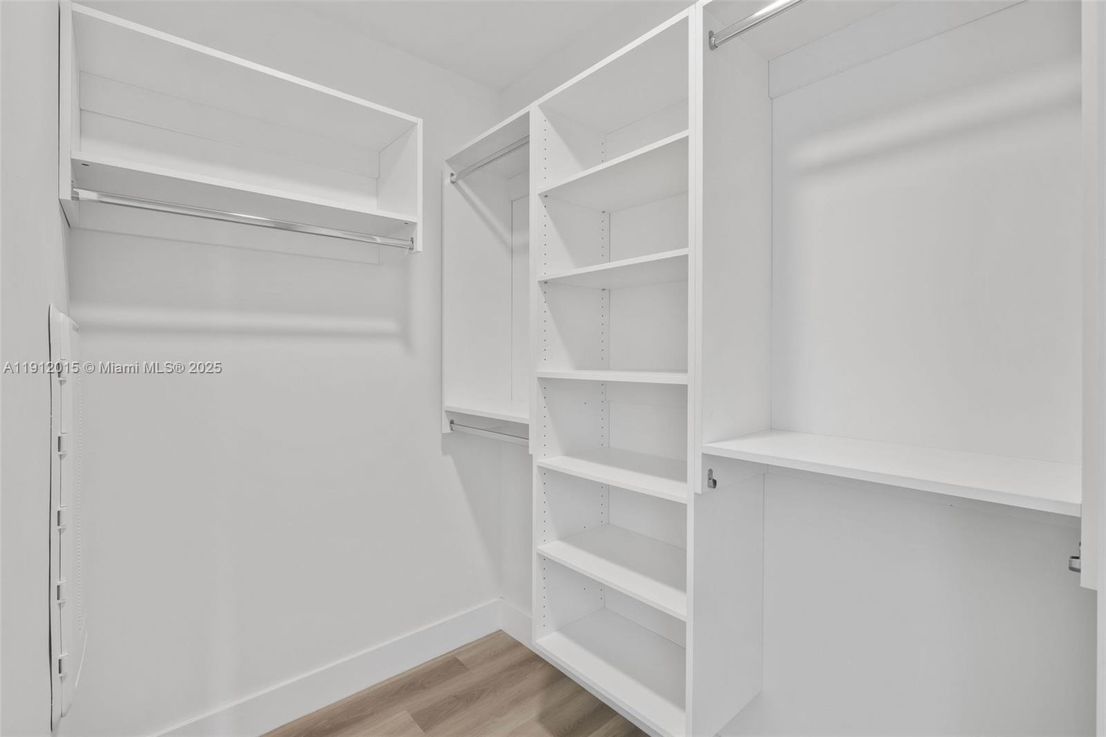 101 Diplomat Pkwy #2604 Hallandale Beach, FL 33009