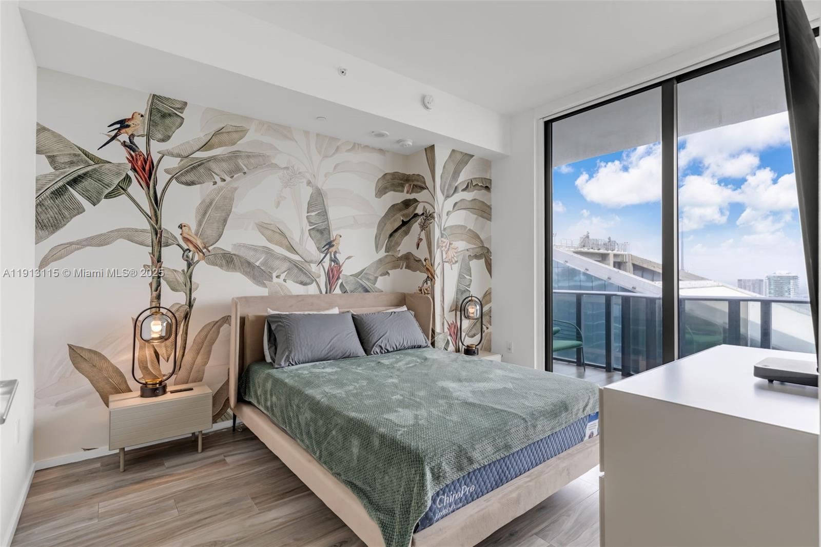 801 S Miami Ave #5206 Miami, FL 33130