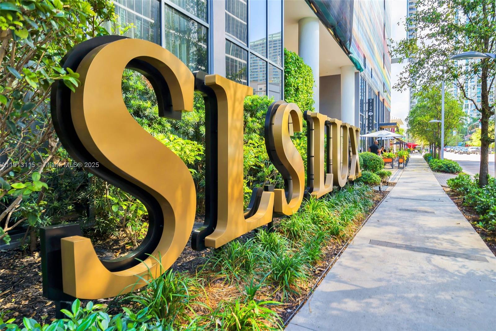 801 S Miami Ave #5206 Miami, FL 33130