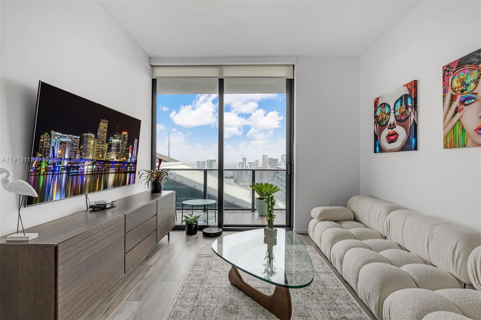 801 S Miami Ave #5206 Miami, FL 33130