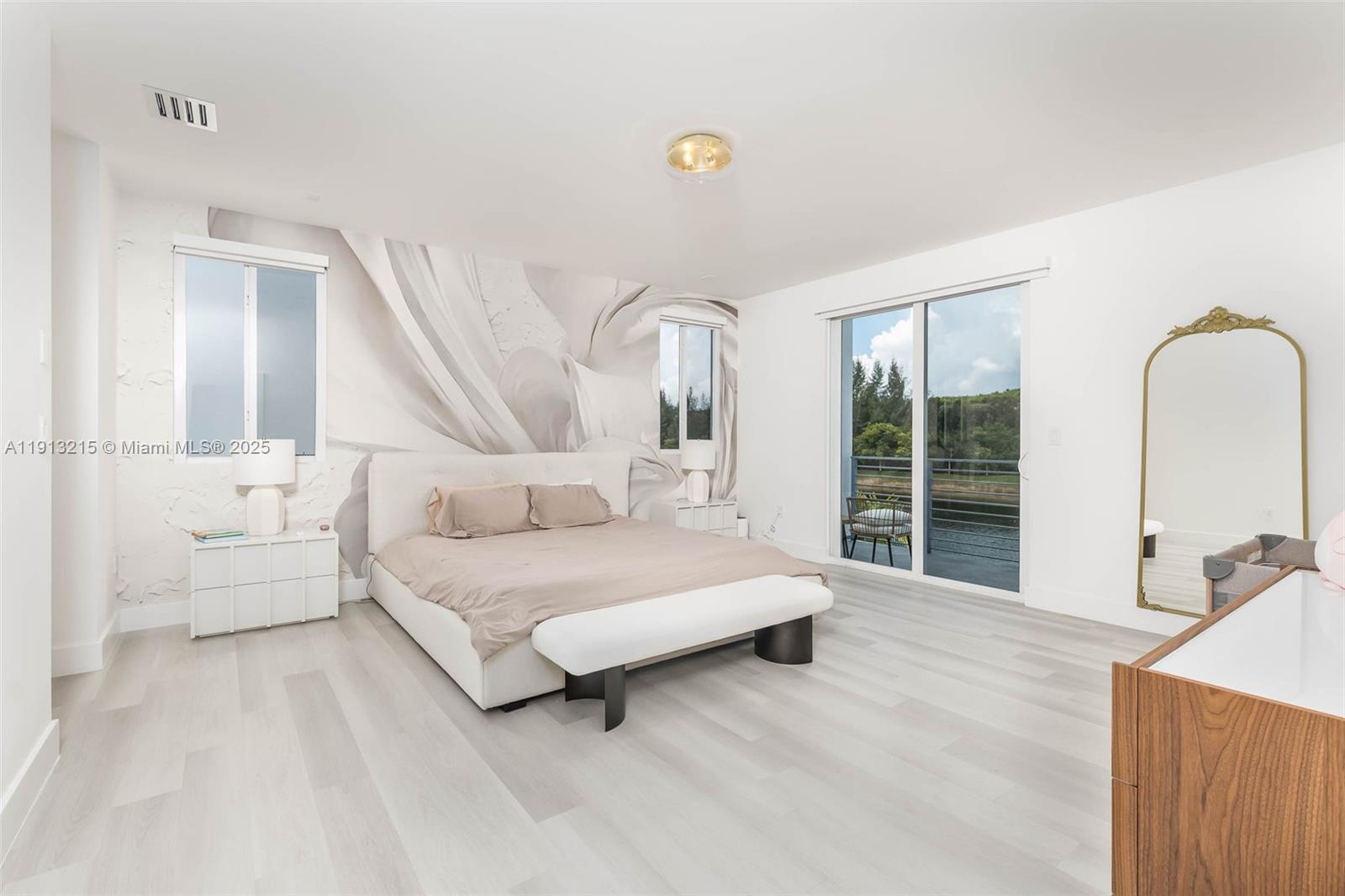 6745 NW 103rd Ave Doral, FL 33178