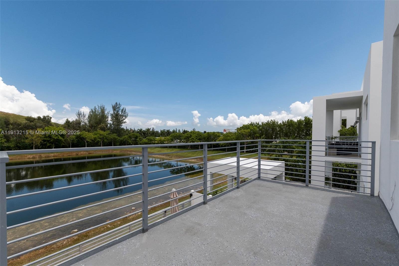 6745 NW 103rd Ave Doral, FL 33178