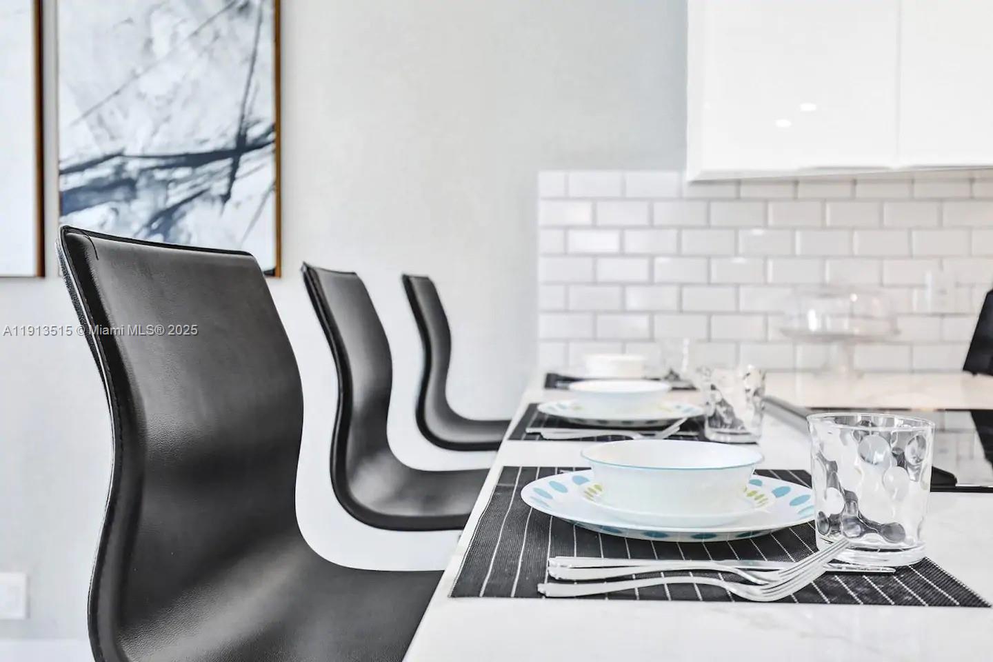 1241 Hollywood Blvd Hollywood, FL 33019